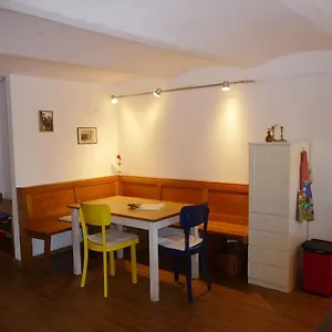 https://bogenstuberl-ferienwohnung-fur-2-bis-4-personen-im-gewolbe.com-bavaria.com